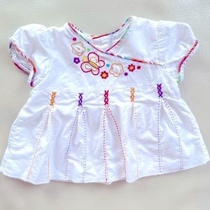 4/$25💥NEW Beautiful Embroidered Blouse, Butterflies & Flowers Short Sleeve